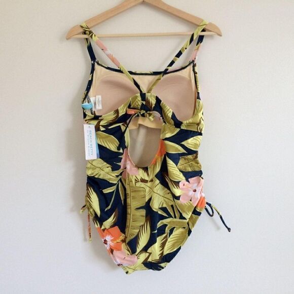 Beach Betty Miracle Brands Swimsuit Blue Floral 3X - Picture 5 of 9